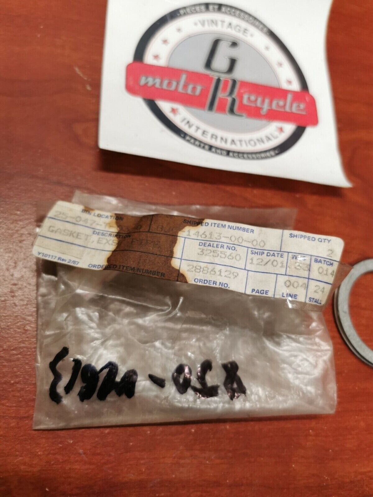 NOS Yamaha 1979 SRX440 EXHAUST PIPE GASKET 8J0-14613-00-00 Y93