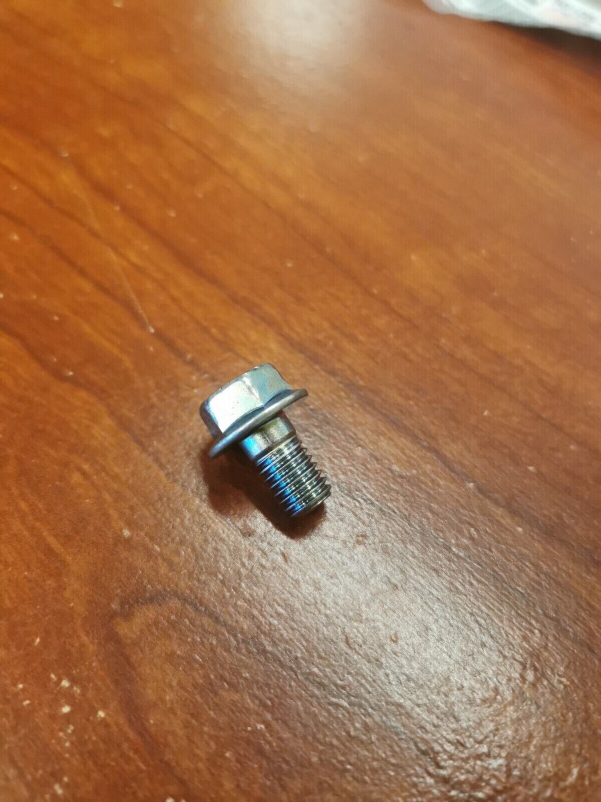 NOS Yamaha YFM40 YFM400 YFM70 YFM45 YFM350 YFM35 FLANGE BOLT 90105-08161-00 Y82