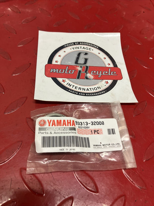 NEW Yamaha XT500 DT250 DT360 MX250 IT400 BEARING 93313-32008-00 Y25