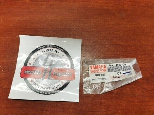 NOS Yamaha MM600 SX600 VX500 VX600 VX700 VX750 VX800 CLIP 3MA-14937-00-00 Y105