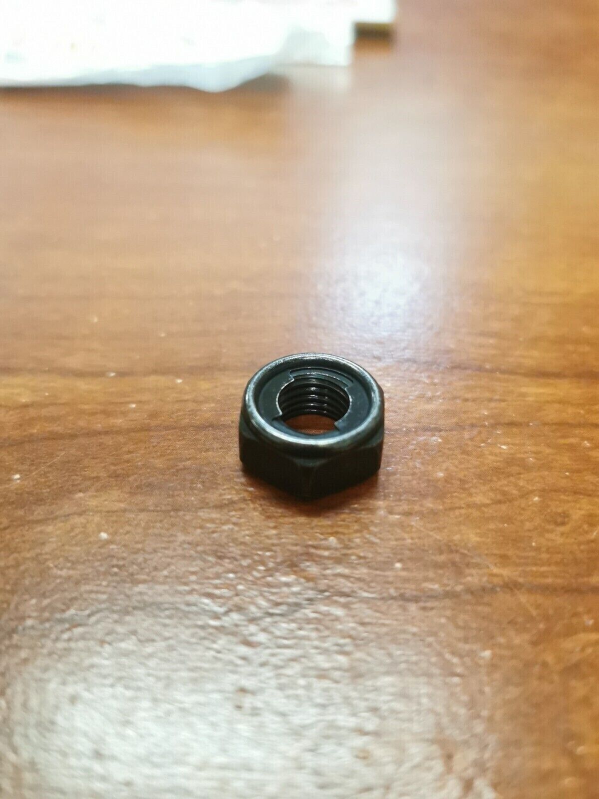 NOS Yamaha XV17 XV1700 XT500 TT500 SR400 SELF-LOCKING NUT 90185-10060-00 Y81