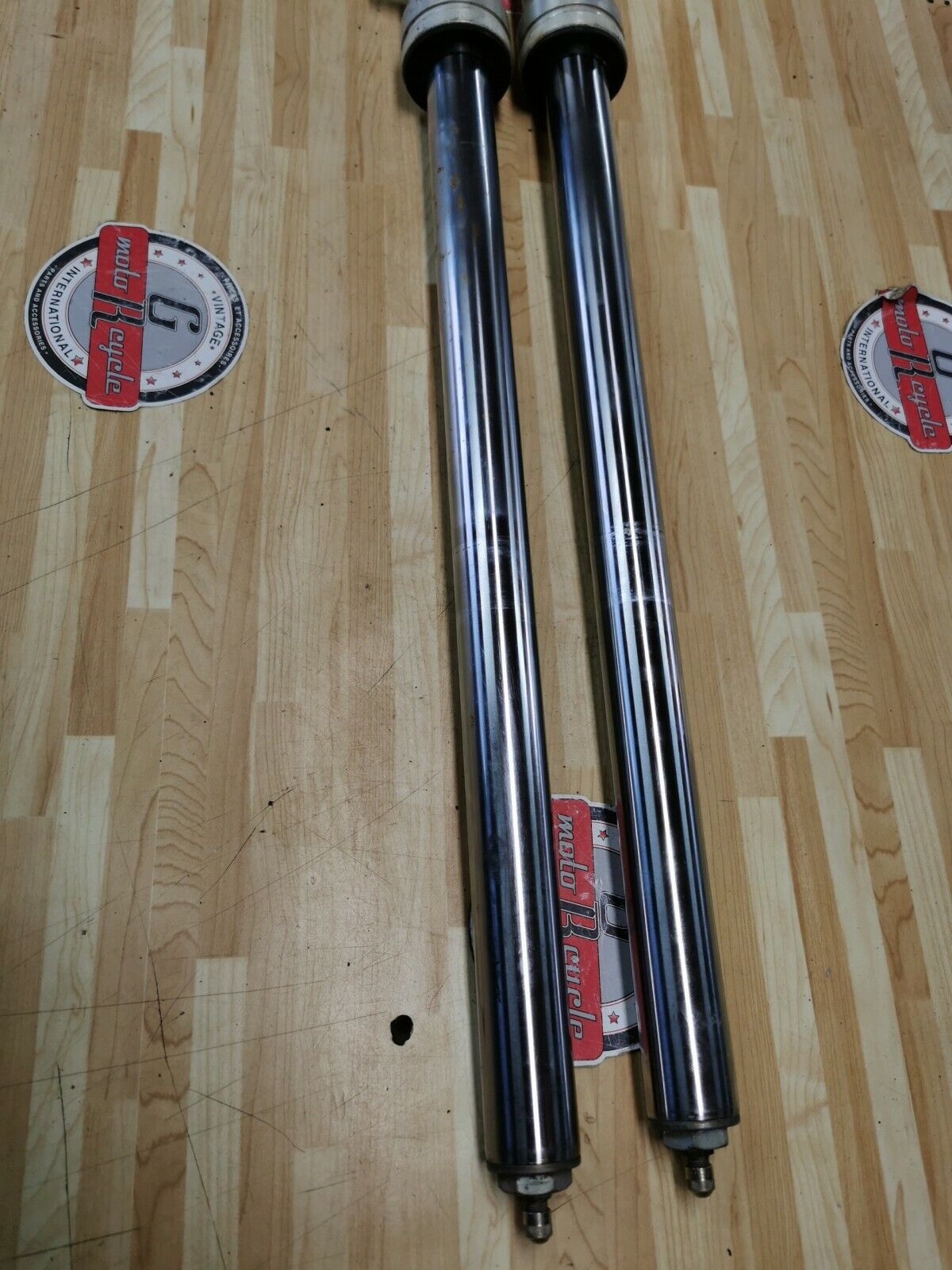 Honda XL200R 1984 front fork shock absorber XL 200R 1983 51400-KG1-003