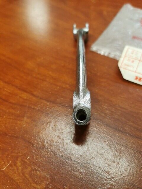 NOS Honda XL175 K1 - K5 FRONT BRAKE ARM 45411-362-000 SUB 45411-362-670 H98
