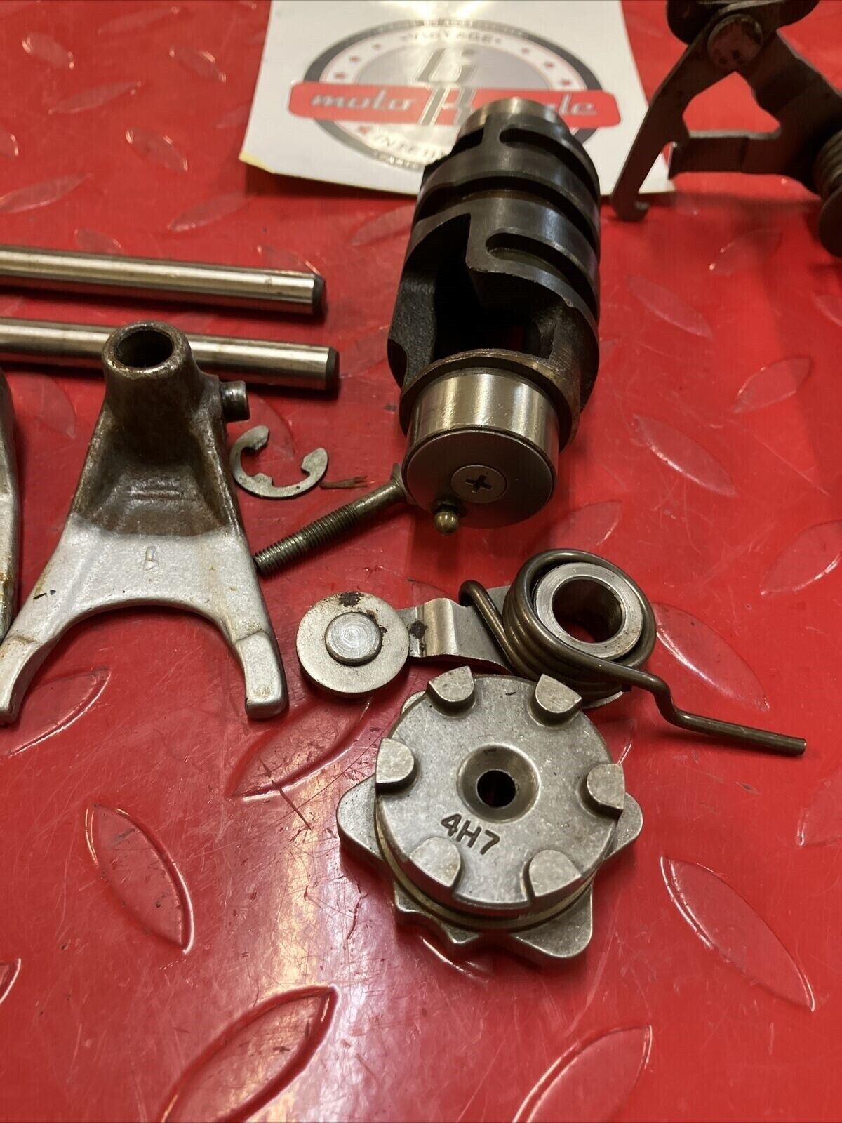 NOS Yamaha XV500 Virago 500 1983 1984 gearshift gear shift drum shaft forks