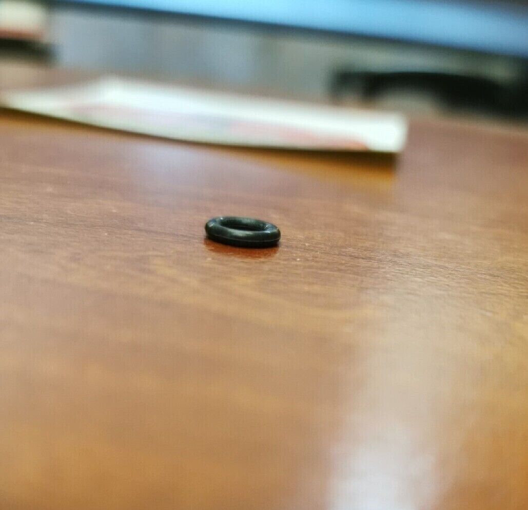 NOS Yamaha FRONT FORK O-RING 3J2-23147-00-00 Y71