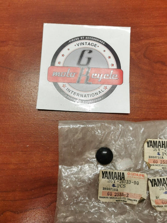 NOS Yamaha MIRROR CAP 36Y-26133-00 Y68