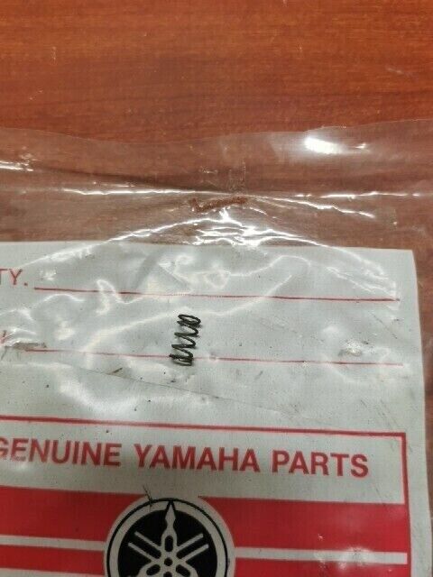 NOS Yamaha JT1 JT2 DT80 SR125 AIR ADJUSTING SPRING 288-14334-00-00 Y123