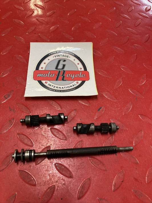 Kawasaki KDX200 1986 exhaust power valve shaft 12005-1086 12005-1087 1987 1988