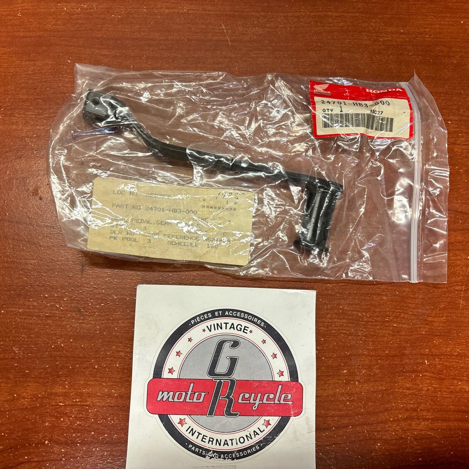 NOS Honda 1986 - 1988 TRX200SX GEAR CHANGE PEDAL 24701-HB3-000 H149