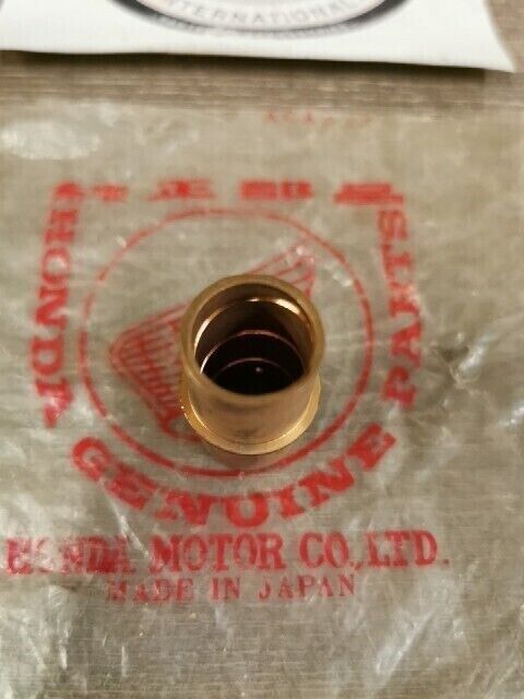 NOS HONDA C70 C72 C75 C77 1958 - 1964 BUSH C 14MM 23933-253-000  H77