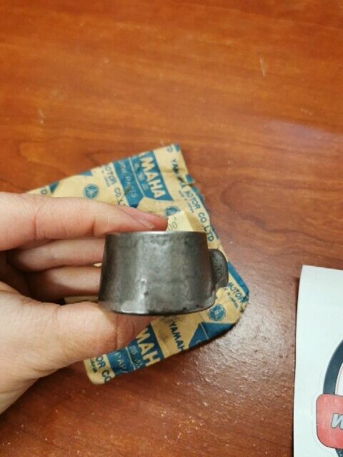 NOS Yamaha CS3 CS5 RD200 YCS1 SHIFT FORK 174-18513-00-00 SUB 174-18513-01-0 Y116