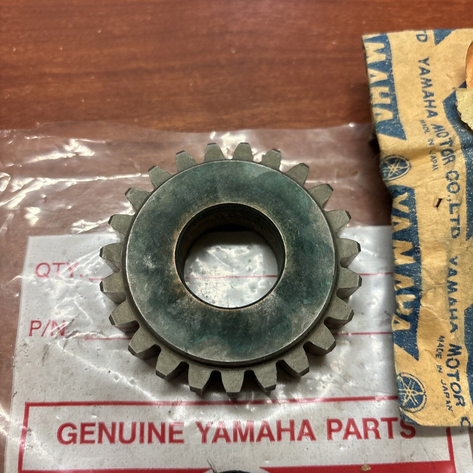 NOS Yamaha TX650 TX750 XS1 5TH PINION GEAR 341-17151-03 SUB 341-17151-02-00 Y172