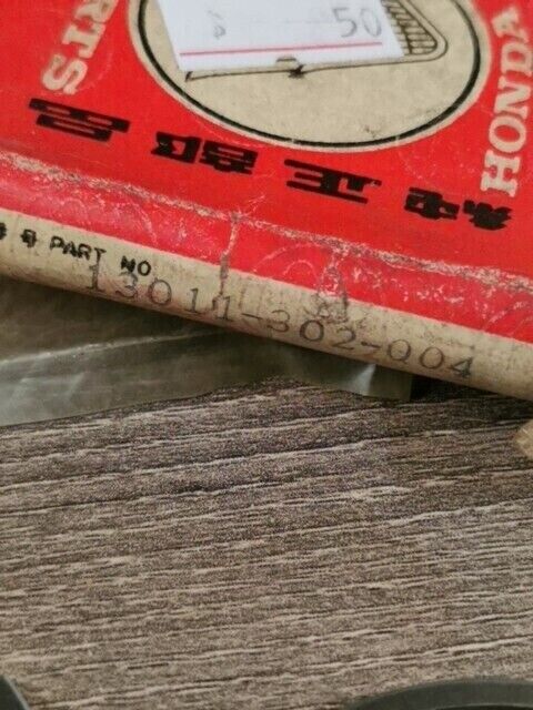 NOS HONDA CA175 CB175 RING SET INCOMPLETE 13011-302-004 SUB BY 13012-235-000 H77