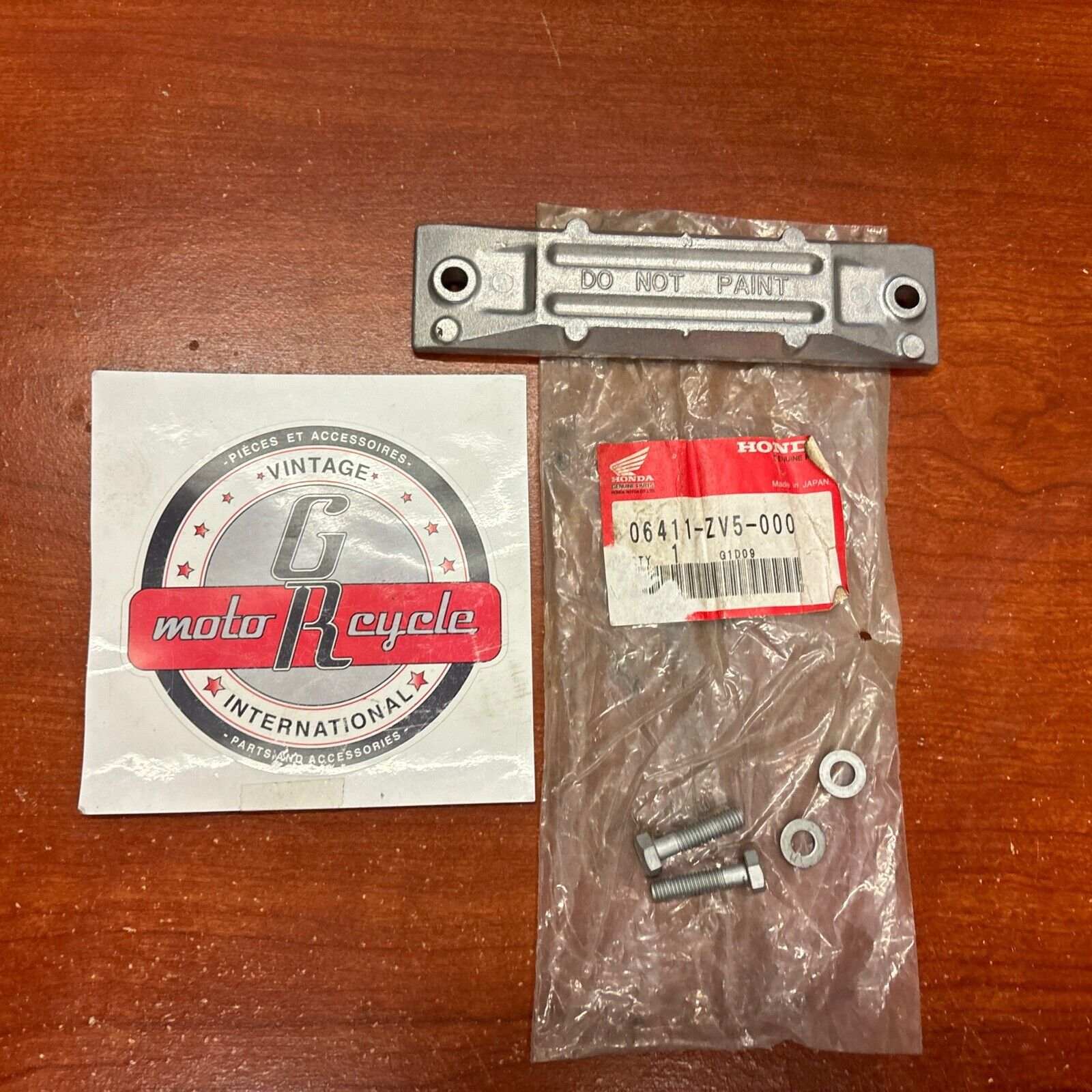 NOS Honda OUTBOARD ANODE METAL KIT 06411-ZV5-000 SUB 06411-ZV5-010 H149