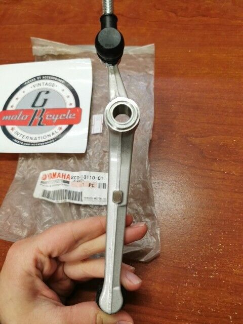 NOS Yamaha YZFR6 YZF-R6 SHIFT PEDAL 2C0-18110-01-00 Y105