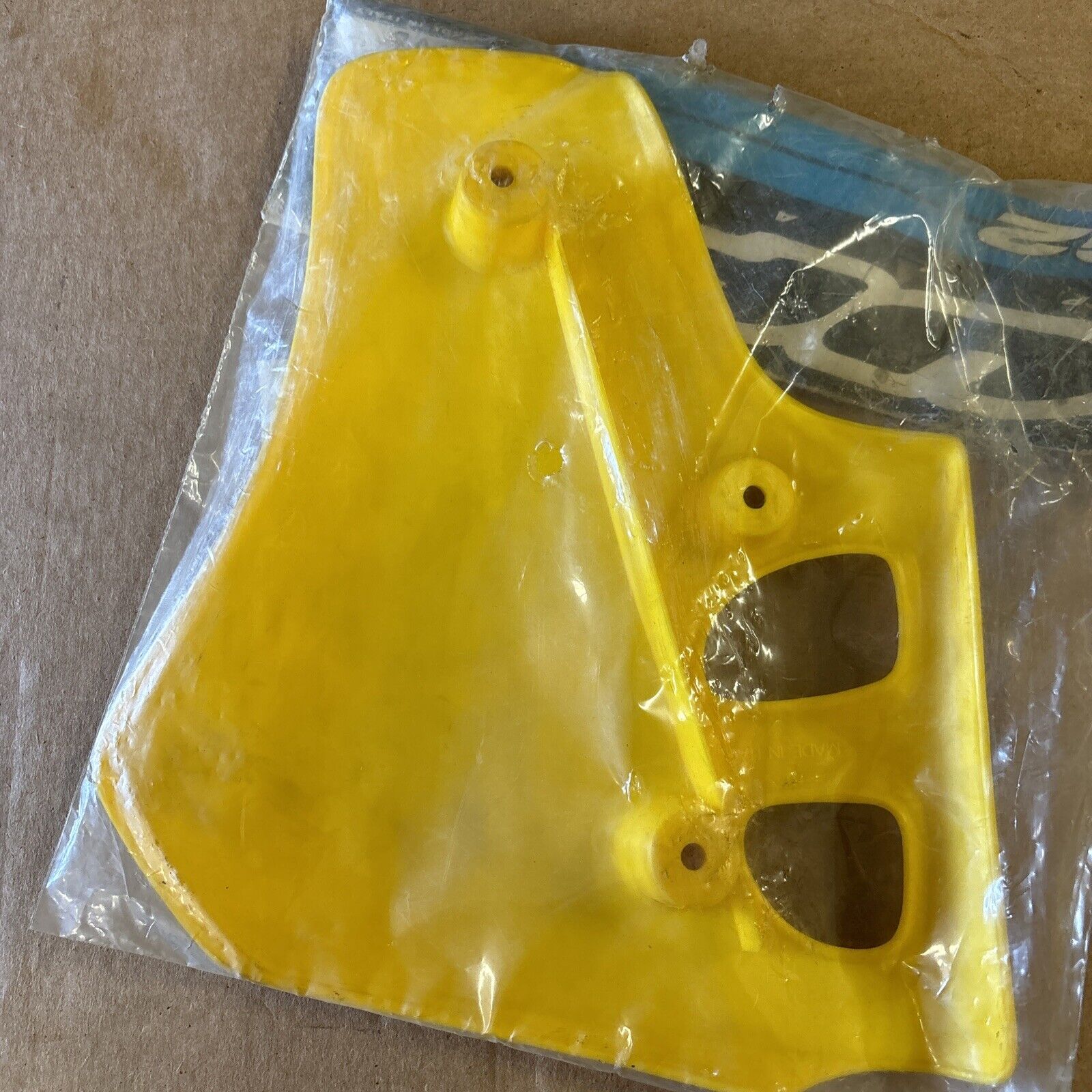 NOS UFO PLAST 1986 - 1999 RM80 RADIATOR COVERS YELLOW 102 SU03962-101
