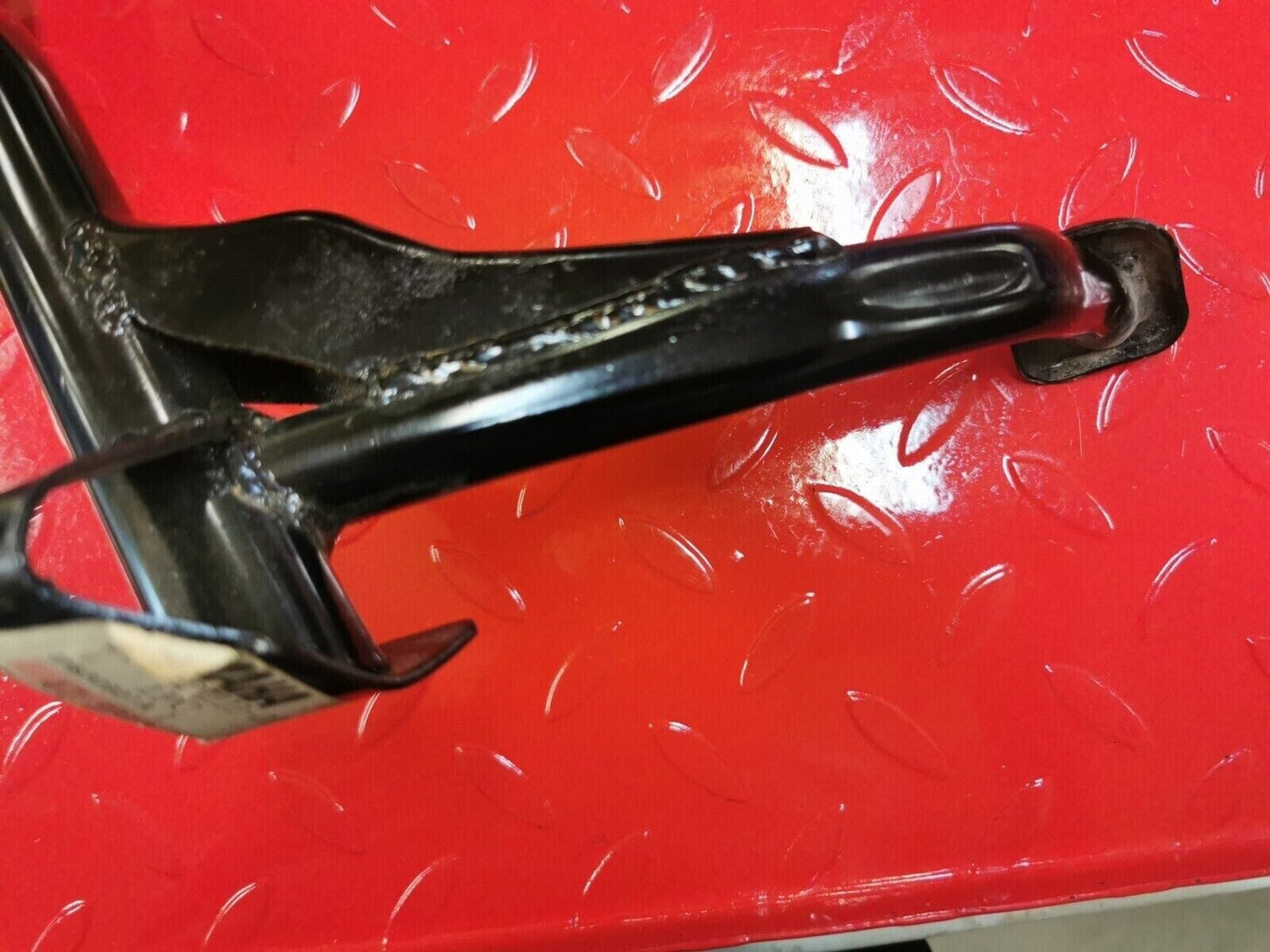 NOS YAMAHA FJ1100 FJ1200  STAND MAIN 36Y-27111-01-33  Y12                      .