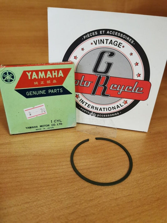 NOS YAMAHA YZ125 TZ250 1970 - 1982   RING  PISTON STD  240-11611-00-00 Y48