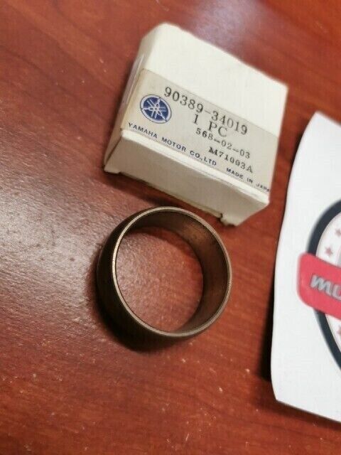 NOS Yamaha EC340 ET340 EX340 EX440 SPECIAL SHAPE BUSHING 90389-34019-00 Y111
