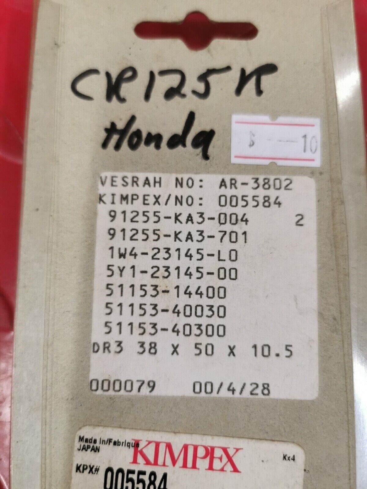 NOS VESRAH  HONDA CR125R Fork Seal Kit   91255-KA3-701  AR-3802 J13
