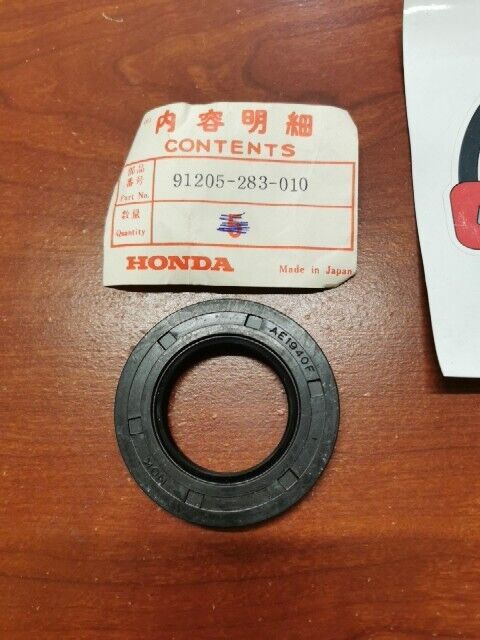 NOS Honda OIL SEAL (33X57X7) 91205-283-010 SUB. 91205-283-015 H68