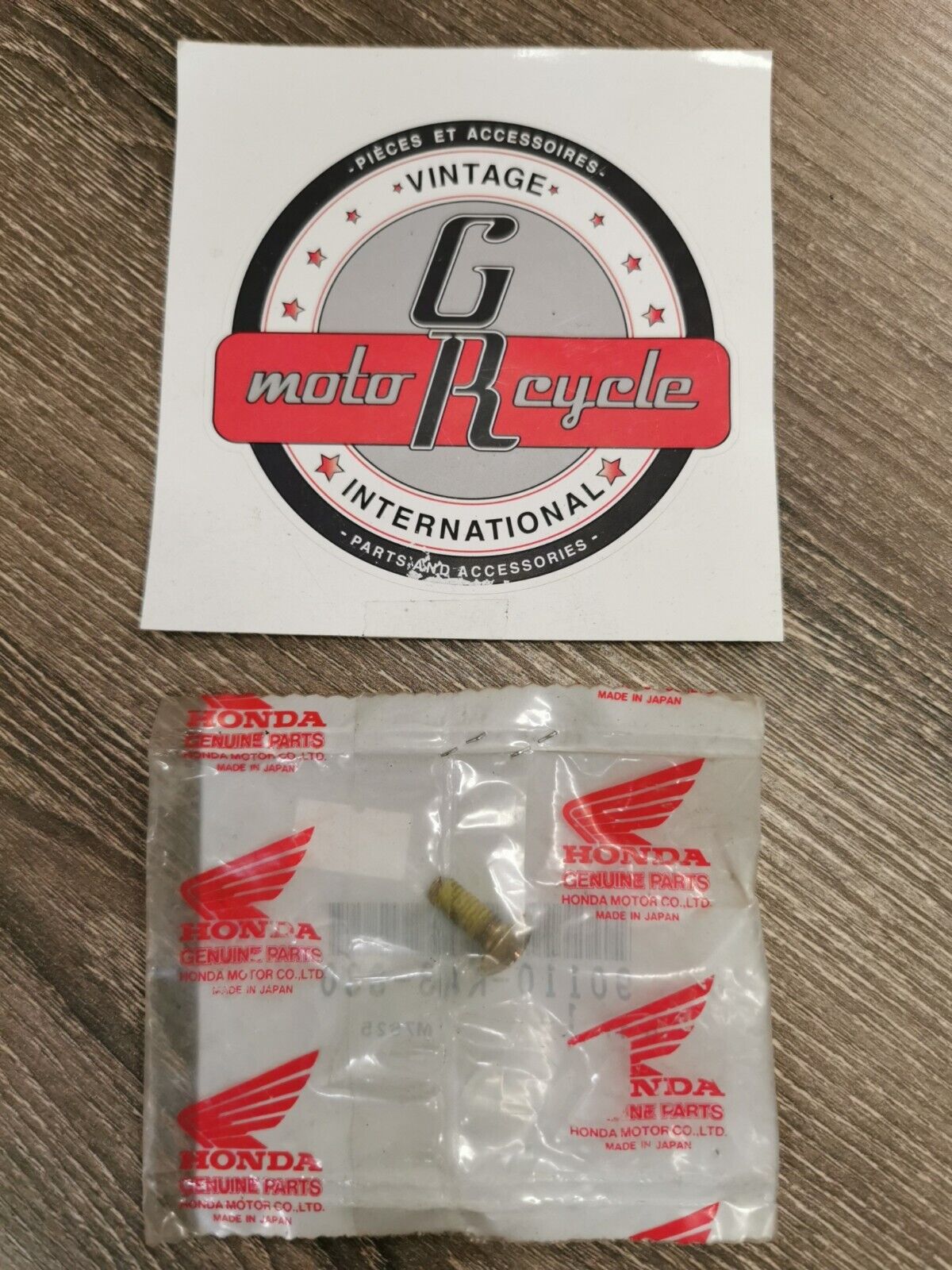 NOS HONDA CR80R BOLT  SEAT SETTING  90110-KA3-830 H54