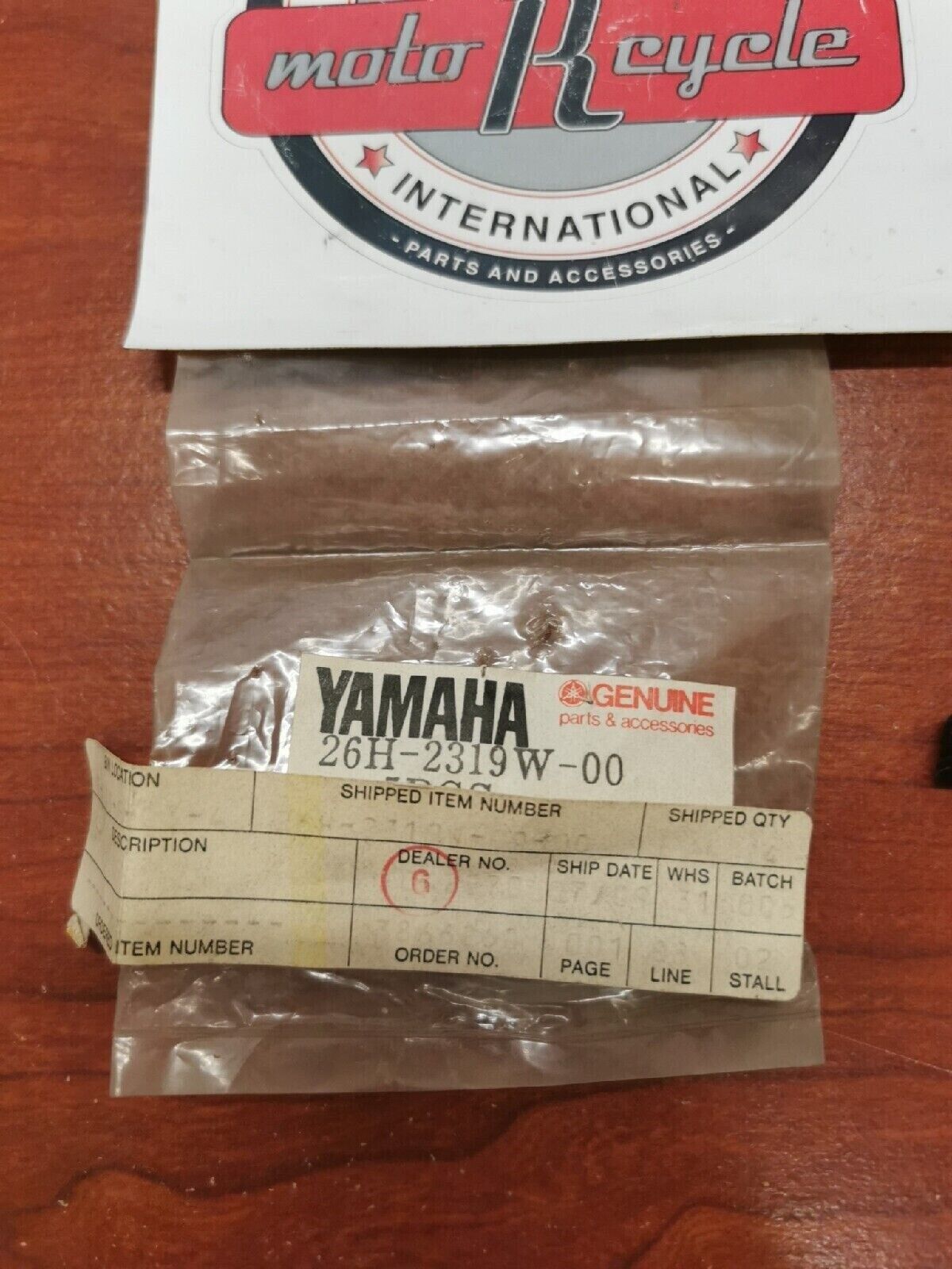 NOS Yamaha CAP 26H-2319W-00-00 Y71