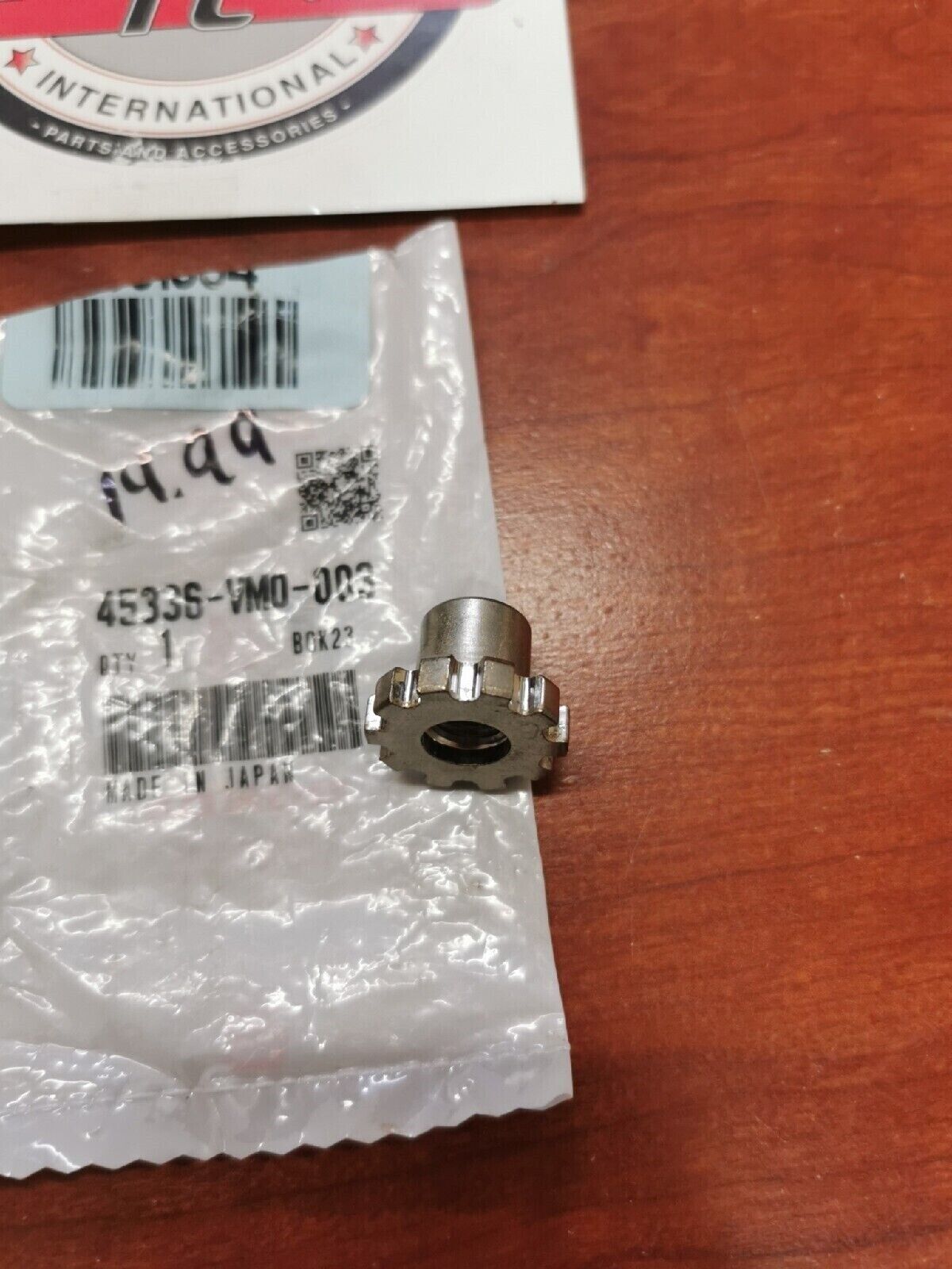 NOS Honda TRX350 TRX400 TRX300 ADJUSTER NUT RIGHT 45316-VM0-003 H34