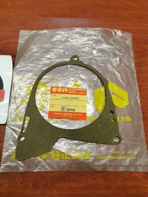 NOS Suzuki 1973 - 1977 TC100 TS100 MAGNETO COVER GASKET 11483-25000 S32