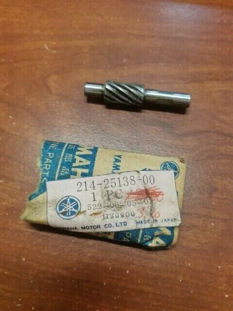 NOS Yamaha AT1 AT2 AT3 CS5 CT1 DS6 DS7 DT1 METER GEAR 214-25138-00-00 Y135