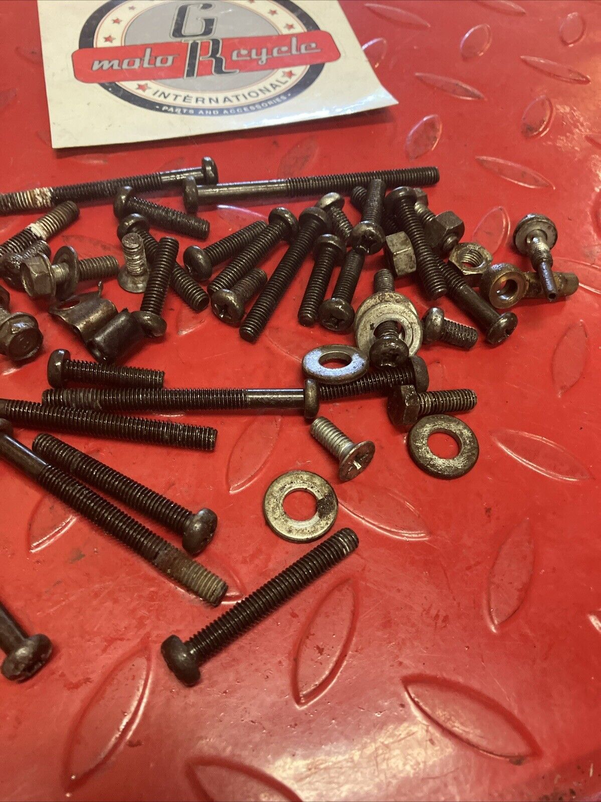 Honda MT125 1975 Engine motor crankcase cover cylinder hardware bolt 1974 1976