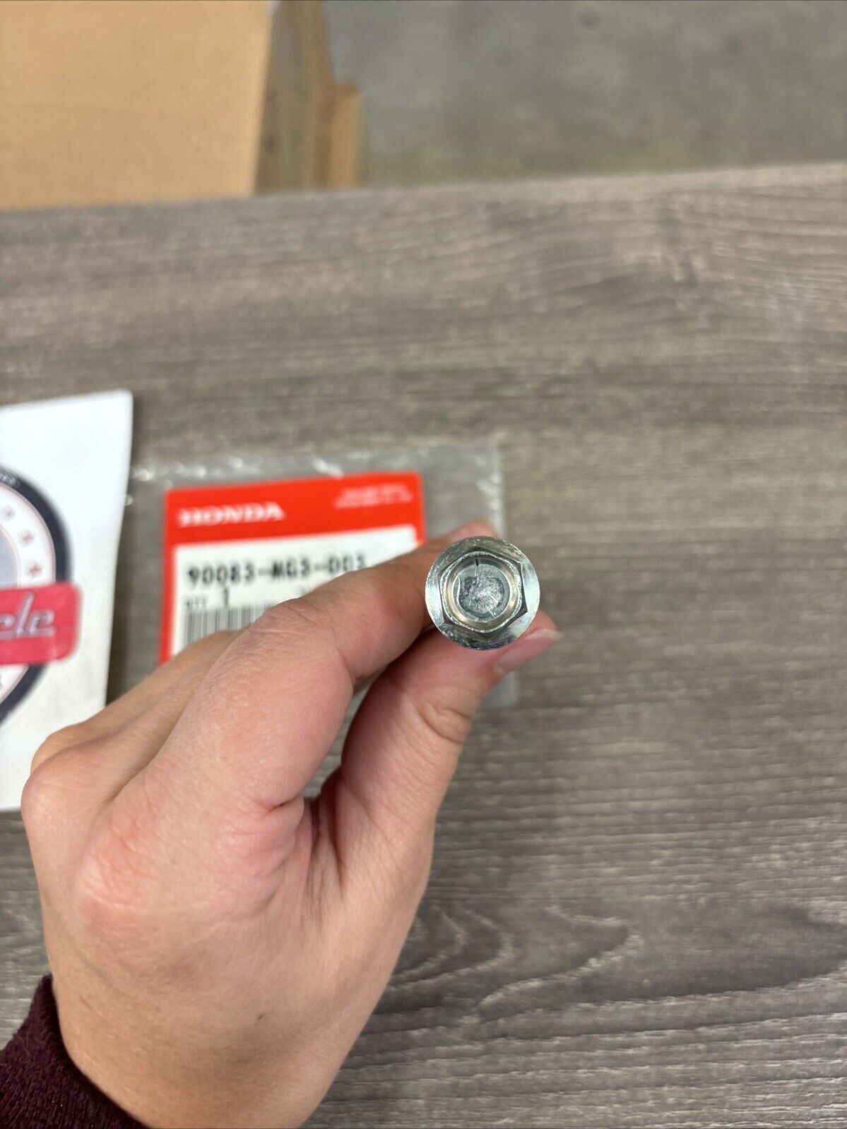 NOS Honda NX500 XBR500 XL600 XR500R XR600R FLANGE BOLT 8X100 90083-MG3-003 H135