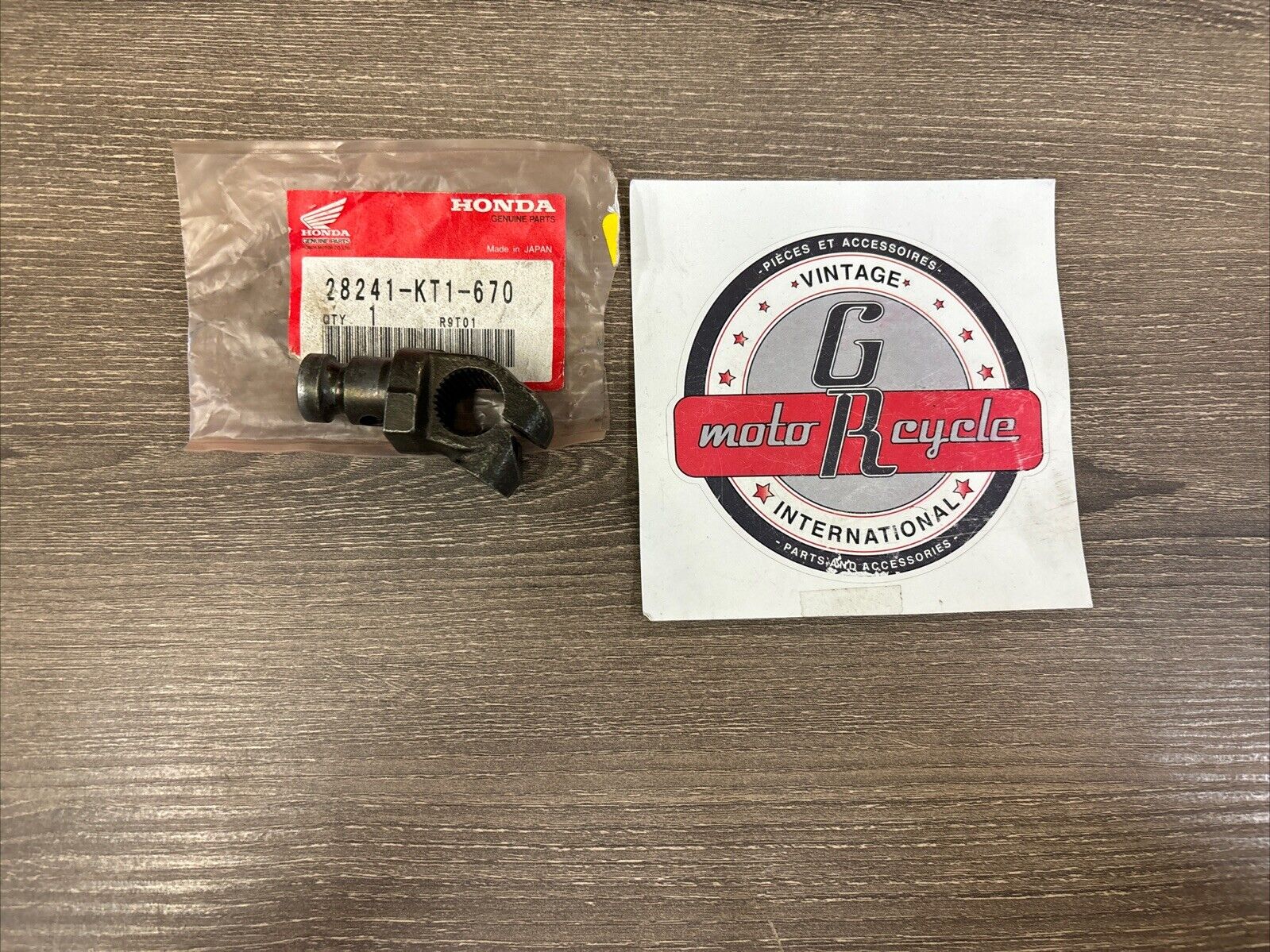 NOS Honda 1986 XR250R KICK ARM JOINT 28241-KT1-670 SUB 28241-KK0-300 H118