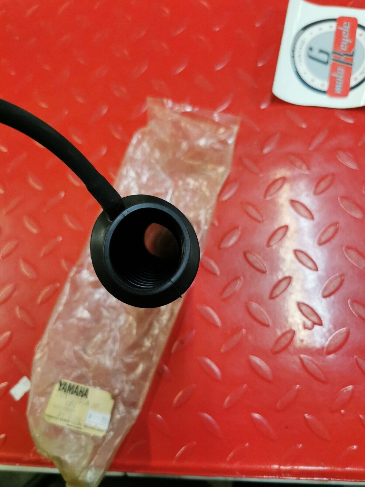 NOS Yamaha YTM225 1986 BOOT 1NV-2312A-00-00 Y19