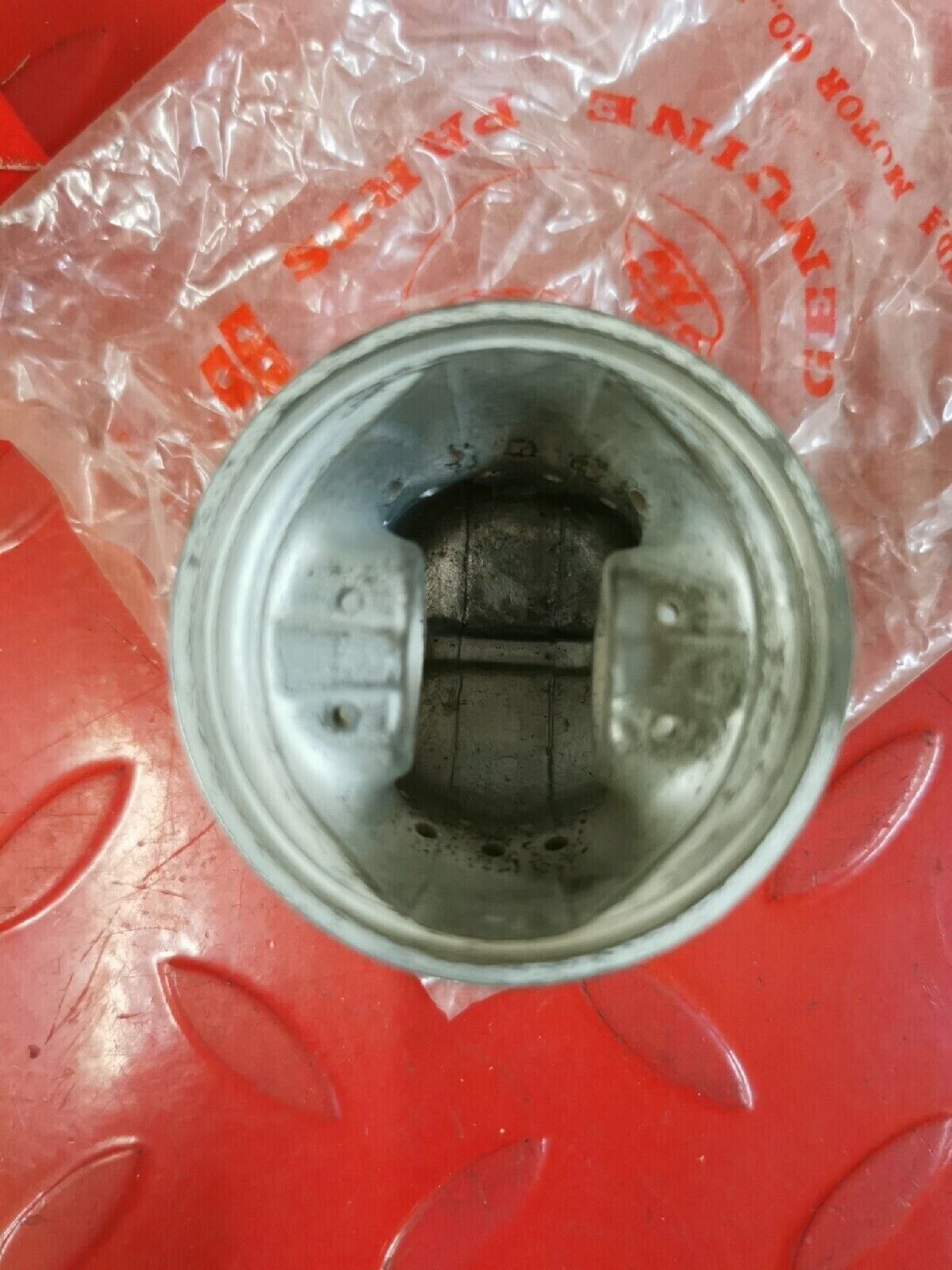 NOS HONDA C95 CA95 PISTON 1.00 13105-201-010 H40