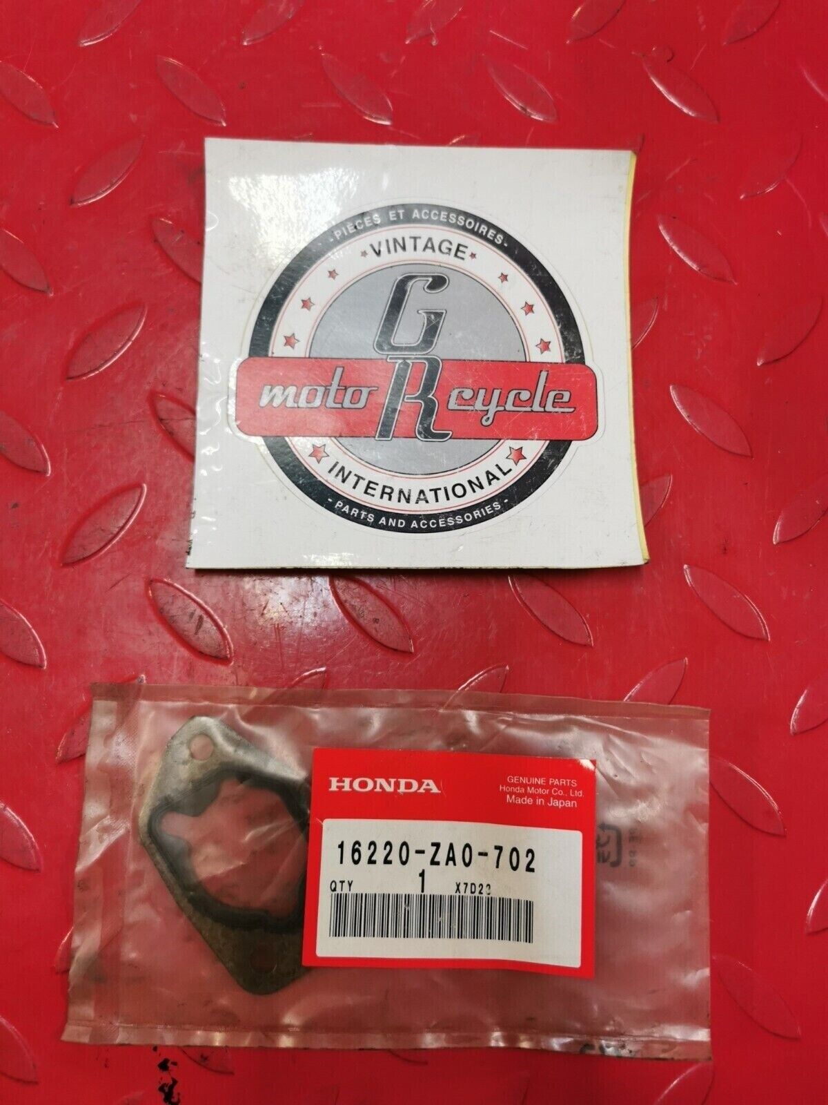 NOS Honda GX240 GX270 GX340 GX390 SPACER CARBURETOR 16220-ZA0-702 H27