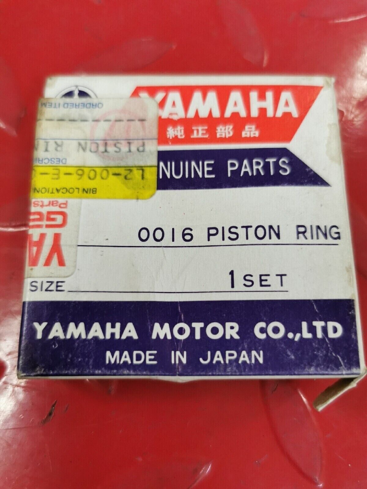 NOS YAMAHA V80   PISTON RING SET  0.5     5TO-11610-20-00  Y51