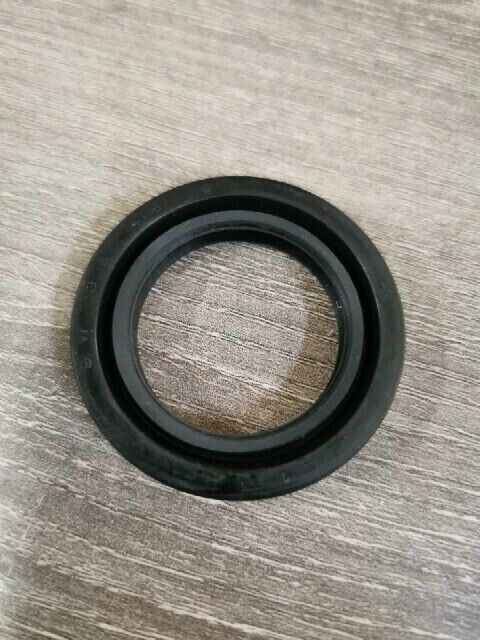 NOS YAMAHA YCS1C 1968 CS5 CS3C RD200A RD200B RD200C OIL SEAL 93103-32031-00 Y148