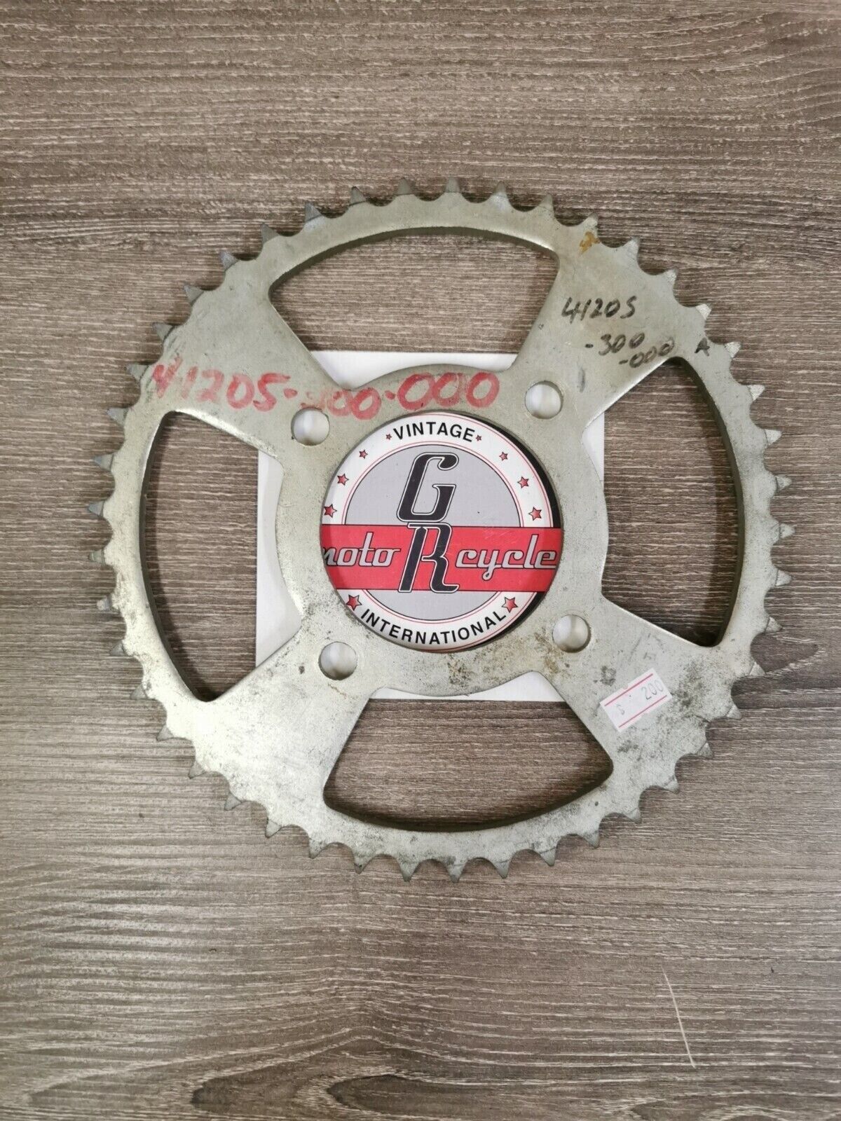 NOS HONDA CB750 1969 SPROCKET FINAL DRIVEN 45T 41205-300-000 H60