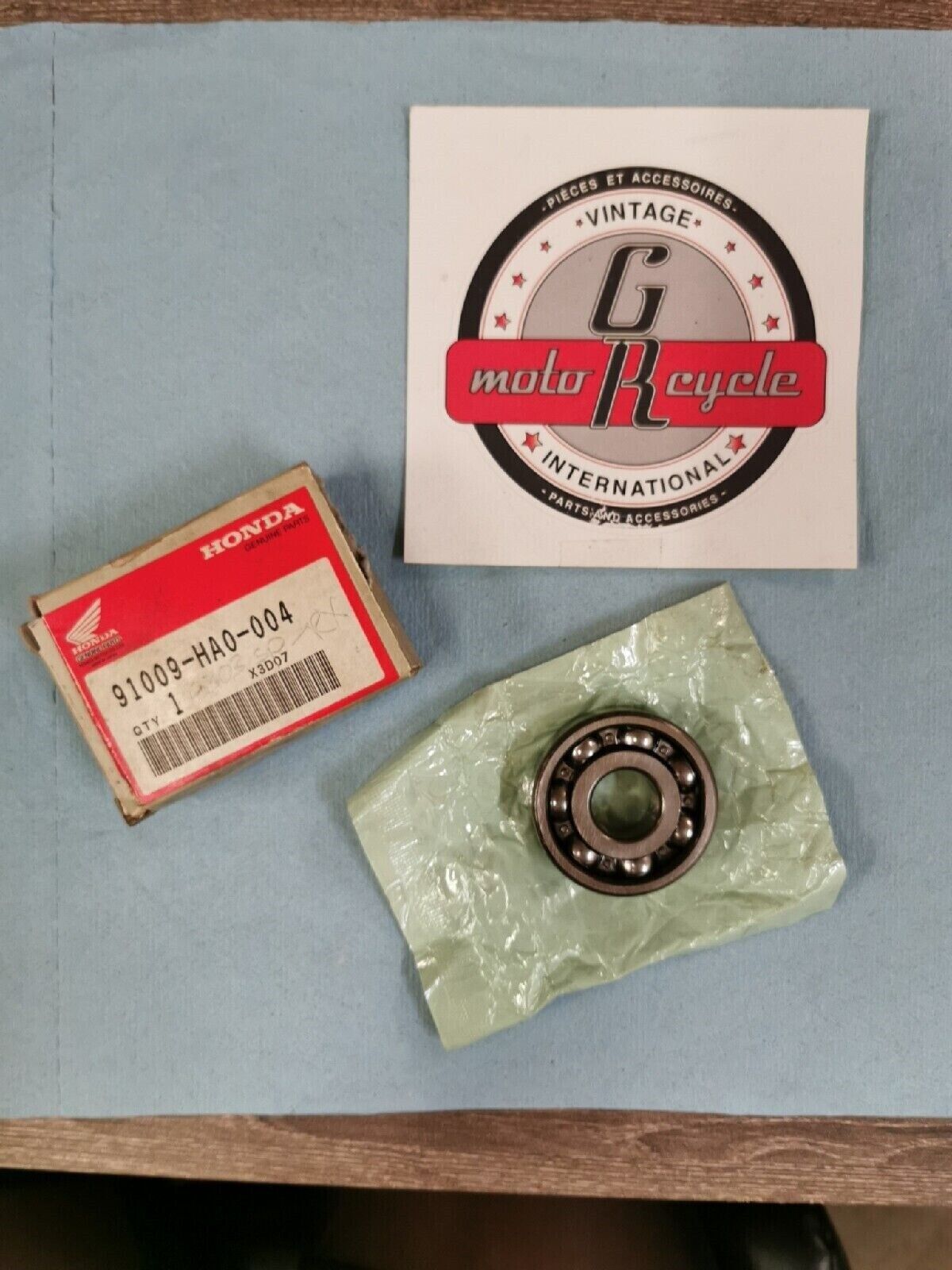 NOS HONDA TRX500FM TRX400FW TRX350 ATC250SX  BEARING 91009-HA0-004 H47