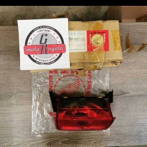 NOS HONDA CB250 1991 - 2008 CB650 1983 - 1985 SUB TAIL LIGHT 33706-ME5-671 H70