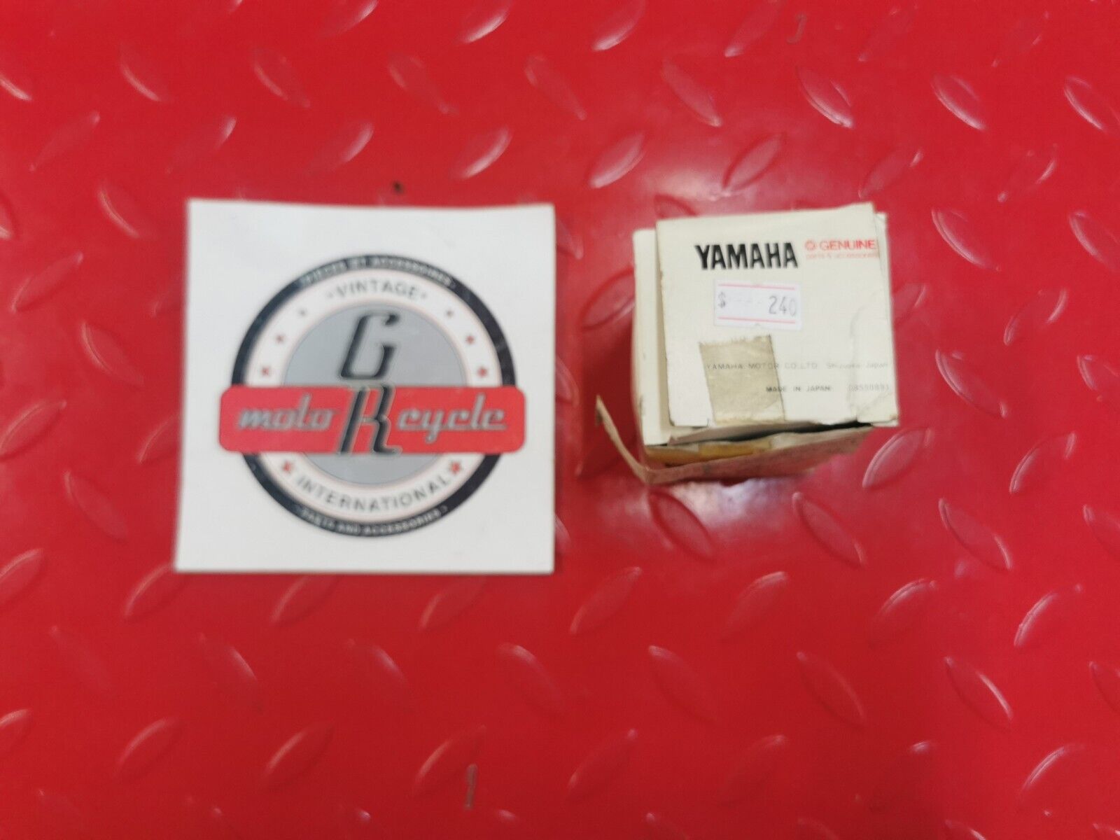 NOS YAMAHA XV920 XVZ12DKC2C OIL LEVEL GAUGE ASSEMBLY 1NL-85720-00-00 Y14