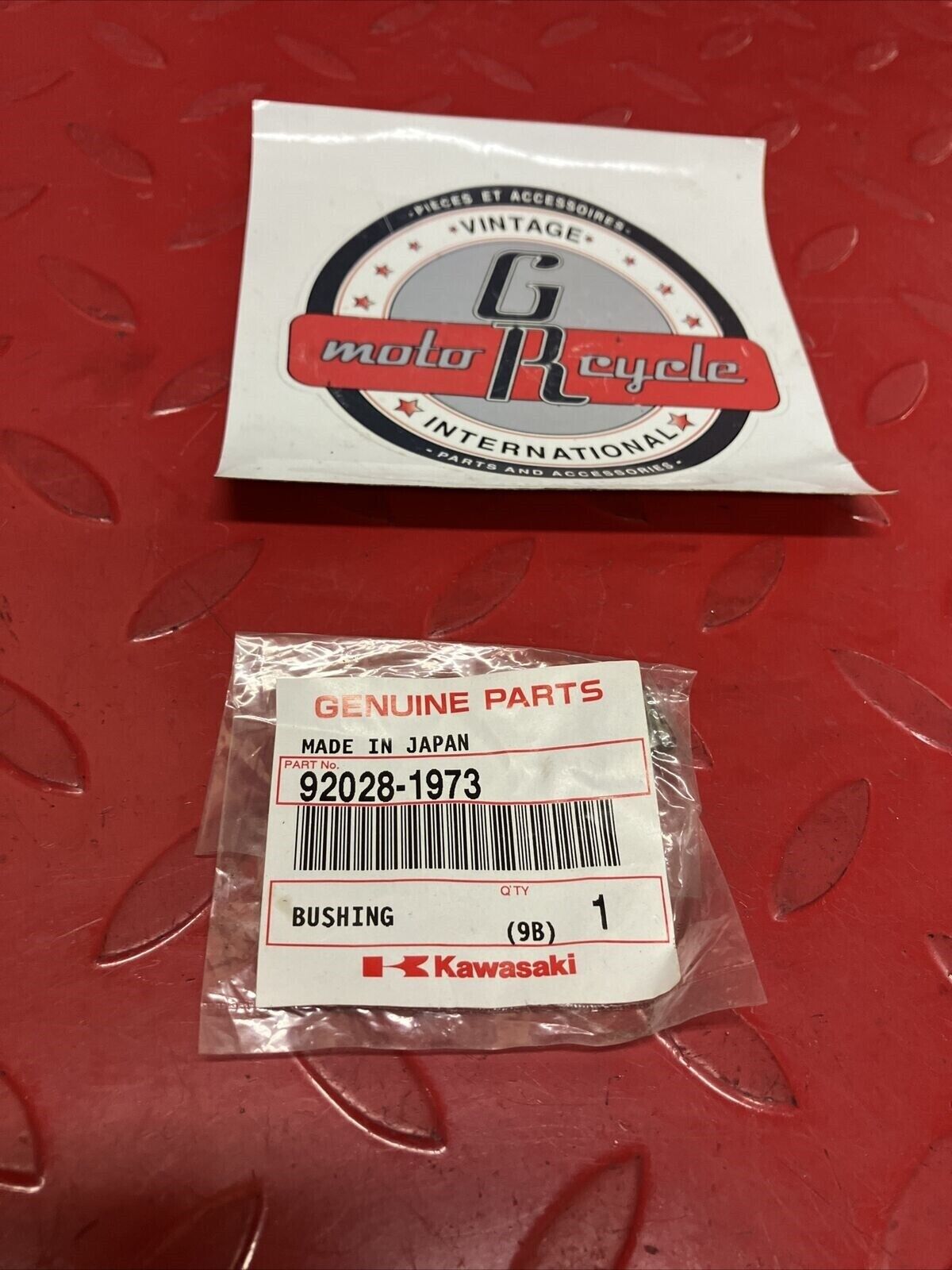 NOS KAWASAKI BUSHING 92028-1973 K14