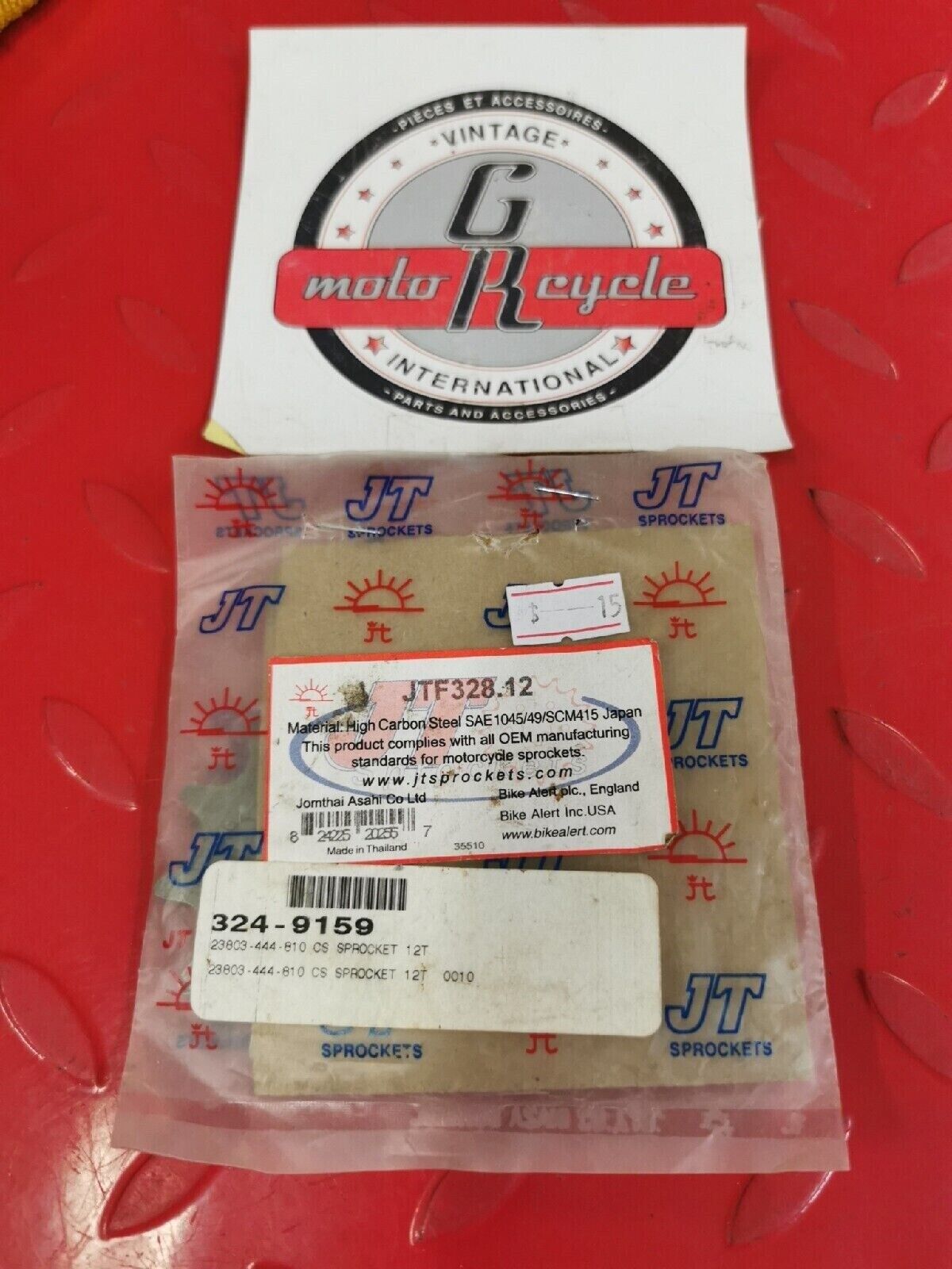 NOS JT HONDA 23803-444-810  XL175 XL200 Front Drive Sprocket JTF338 -12  J17