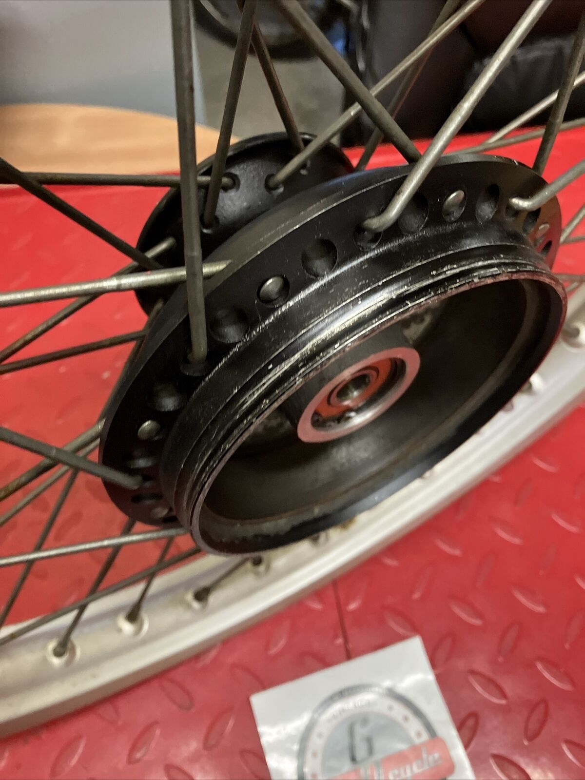 Kawasaki KX125 1980 front wheel hub rim