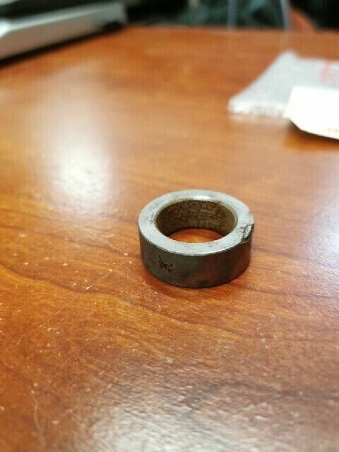 NOS Honda CB350F CB400F SPINDLE COLLAR 28259-333-010 H80