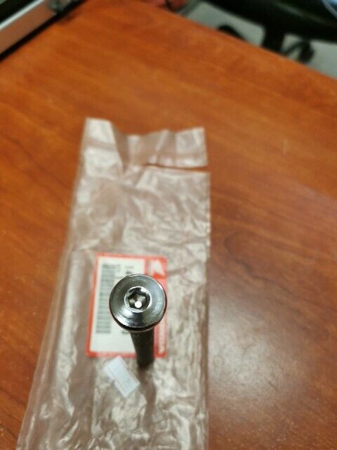 NOS Honda XL250R XLR250R XR200R ROCKER ARMS BOLT 14451-KK0-010 H107