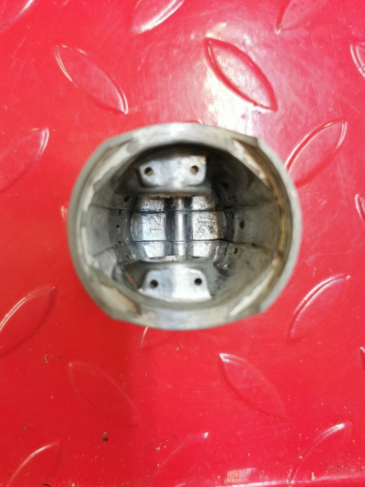 NOS Honda C105 CA105 CD105 PISTON 0.50 13103-002-000 H3