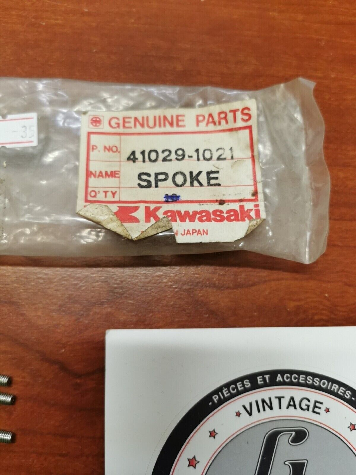 NOS Kawasaki KLX250 KDX175 KX125 REAR INNER R.H SPOKE QTY.7 41029-1021 K23