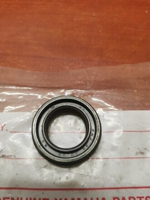NOS Yamaha RD250 RD350 RZ350 TZR250 YFZ350 OIL SEAL 93103-25108-00 Y163